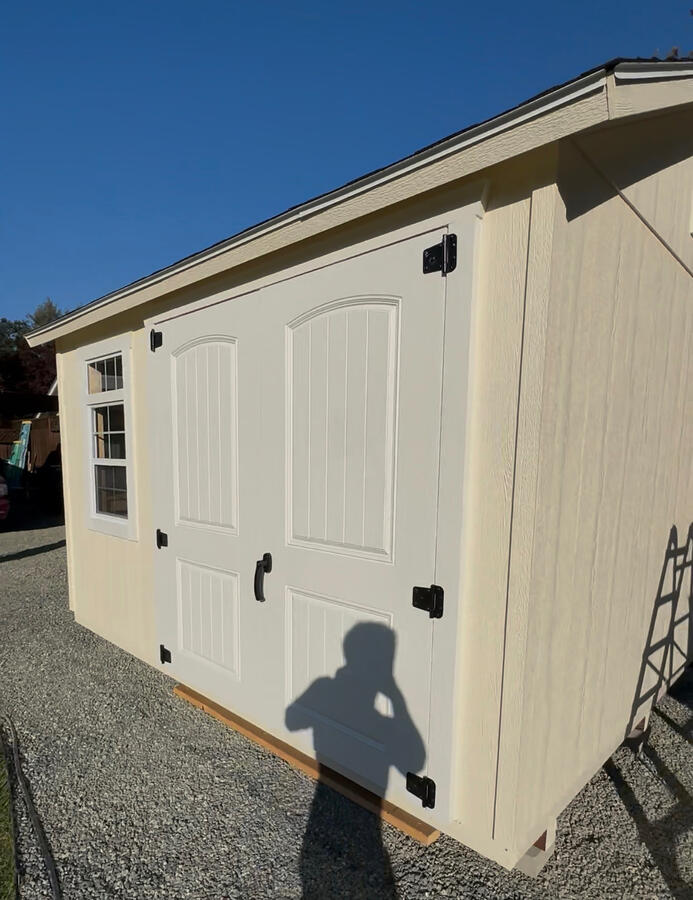 10 x 12 Shed after primer and 2 coats of paint